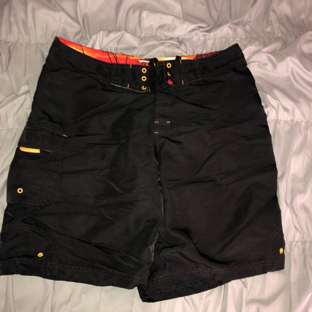 Men’s swimming trunks